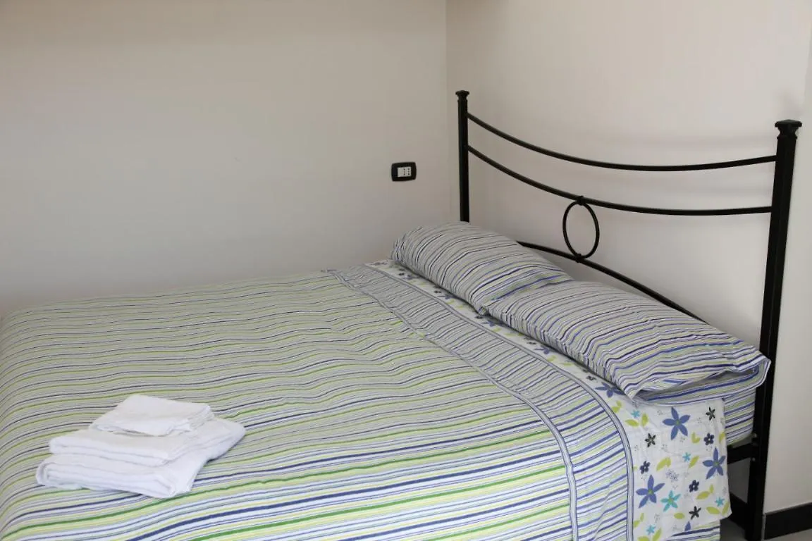 Apartment Le Case Della Lizza - Casa Gialla Levanto